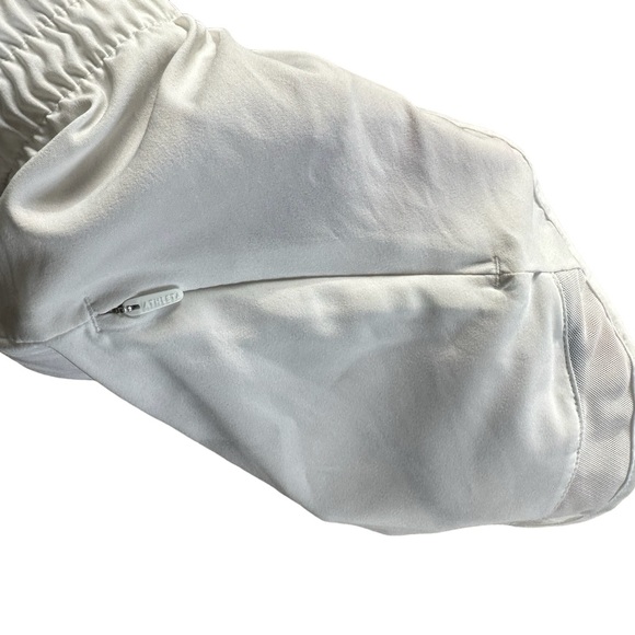 MESH RACER RUN SHORT Athleta size small - Picture 3 of 4